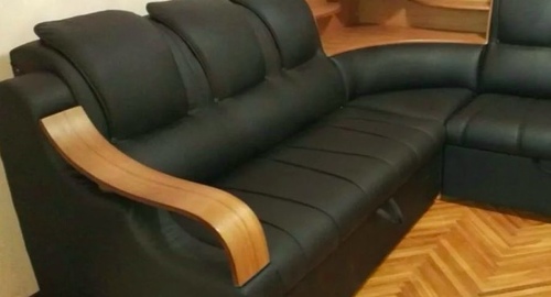 Перетяжка кожаного дивана. Оленегорск